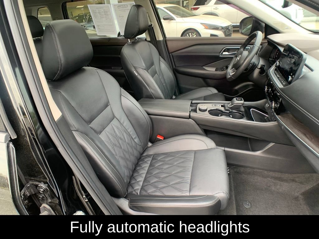 Certified 2023 Nissan Rogue Platinum w/ Platinum Premium Package AWD/4WD image 33