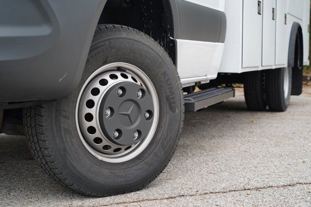 New 2023 Mercedes-Benz Sprinter 4500 image 15