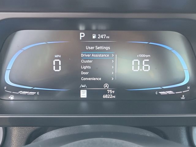 Certified 2025 Hyundai Elantra SE image 10