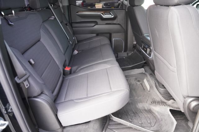 Used 2025 GMC Sierra 1500 Elevation w/ LPO, Elevation Black Package AWD/4WD image 15