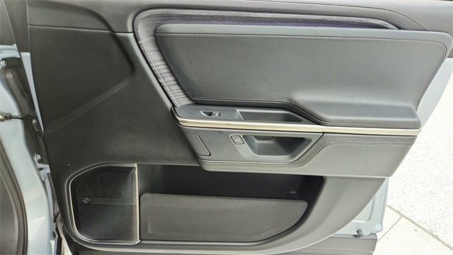 Used 2025 Rivian R1S Adventure image 24