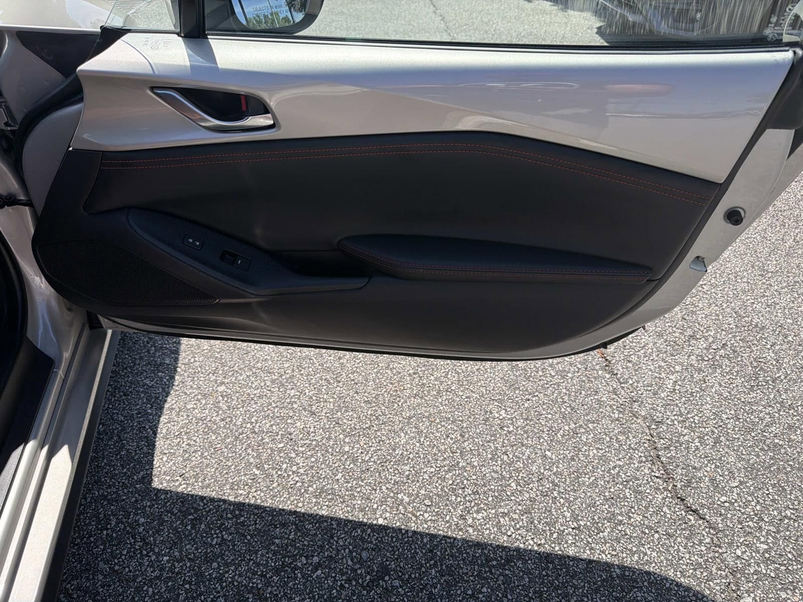 Used 2022 MAZDA MX-5 Miata Grand Touring w/ Weather Package RWD image 14