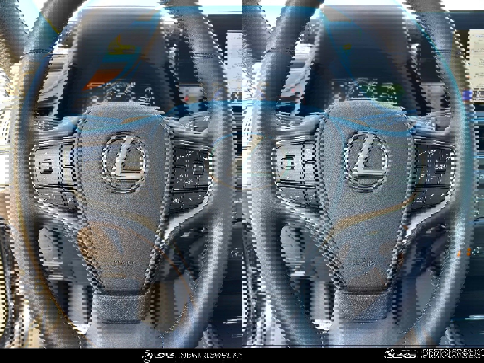 Certified 2025 Lexus ES 350 w/ Premium Package image 28