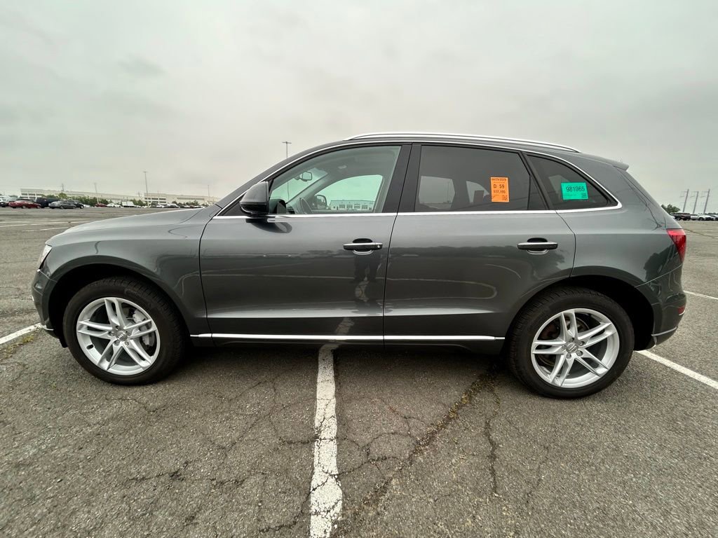 Used 2016 Audi Q5 2.0T Premium Plus w/ Technology Package AWD/4WD image 5