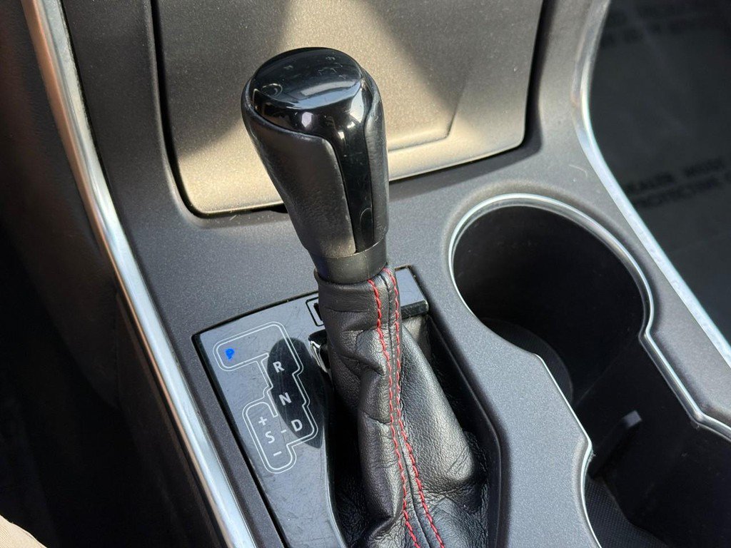 Used 2016 Toyota Camry SE FWD image 24