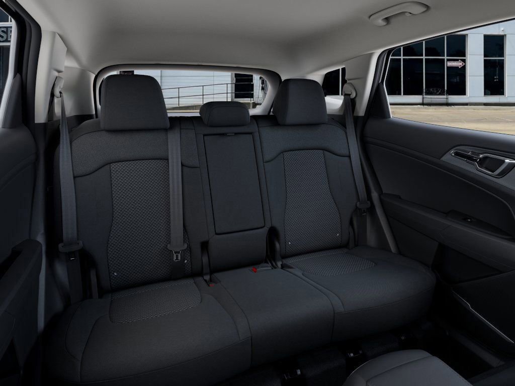 New 2026 Kia Sportage LX image 16