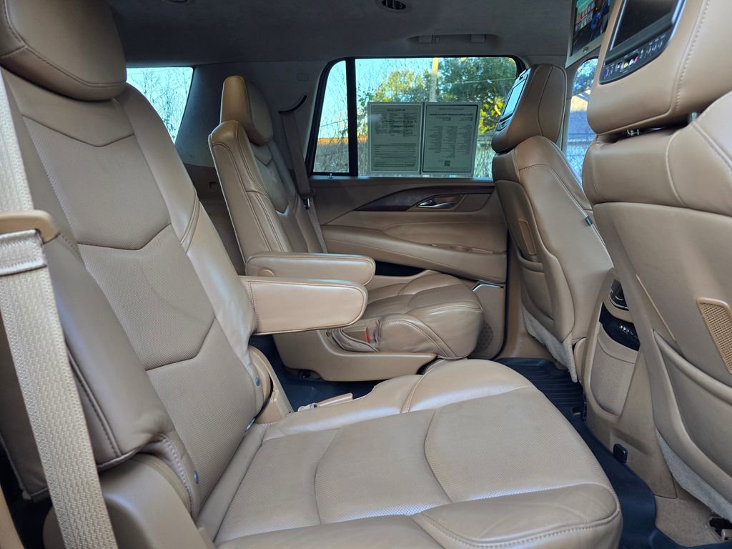 Used 2016 Cadillac Escalade Platinum image 60