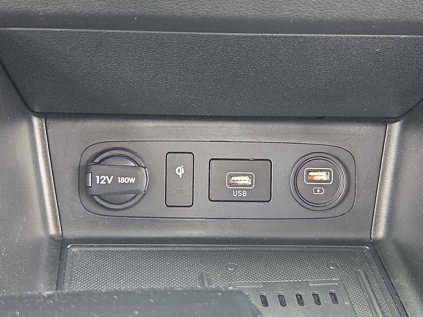 Used 2021 Hyundai Sonata Limited w/ Preferred Accessory Package image 32