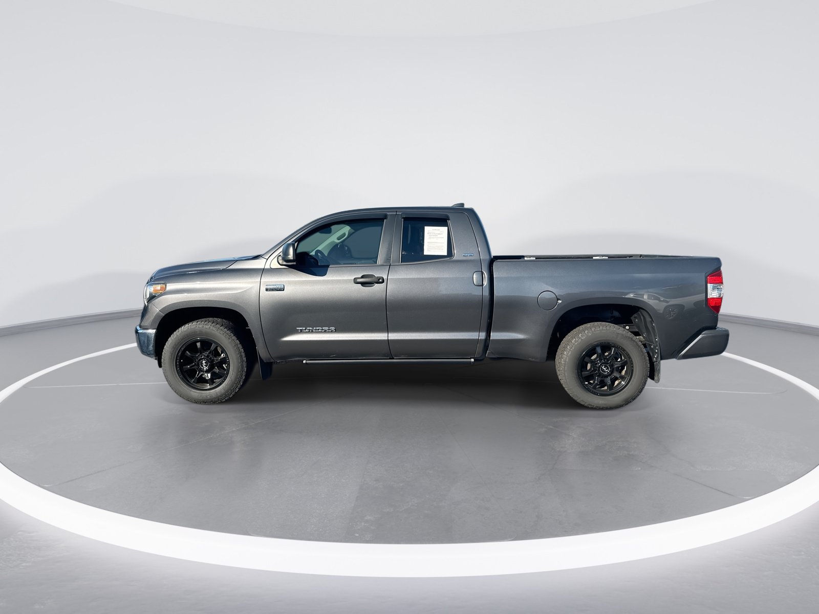 Used 2021 Toyota Tundra SR5 RWD image 6