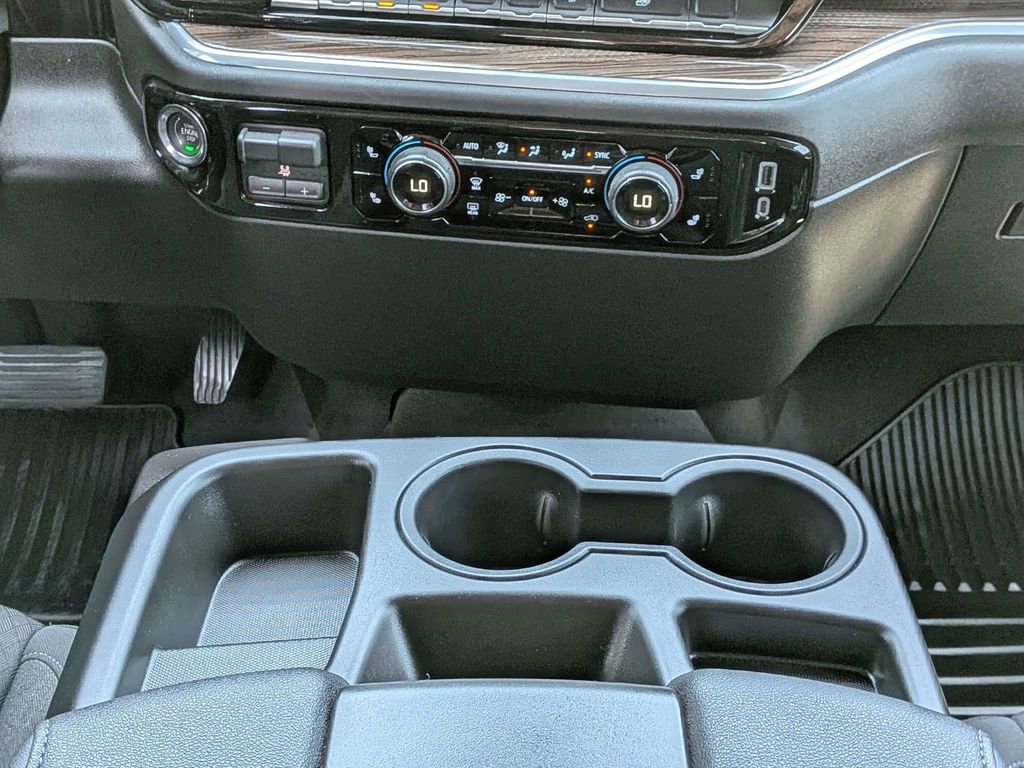 Used 2026 Chevrolet Silverado 1500 RST AWD/4WD image 19