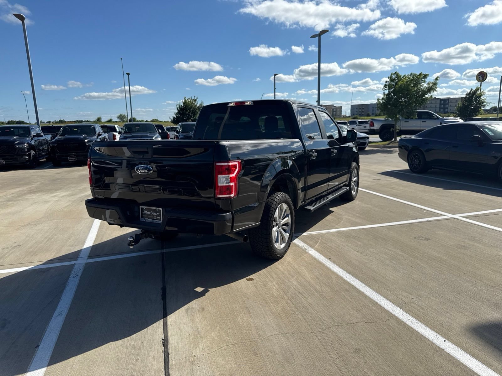 Used 2018 Ford F150 XL w/ Equipment Group 101A Mid AWD/4WD image 5