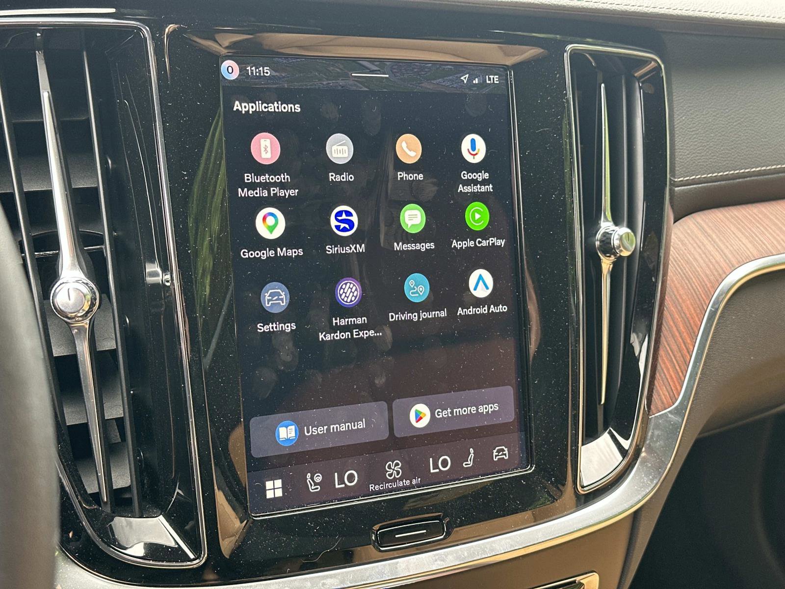 Used 2026 Volvo V60 B5 Cross Country Ultra w/ Climate Package AWD/4WD image 11