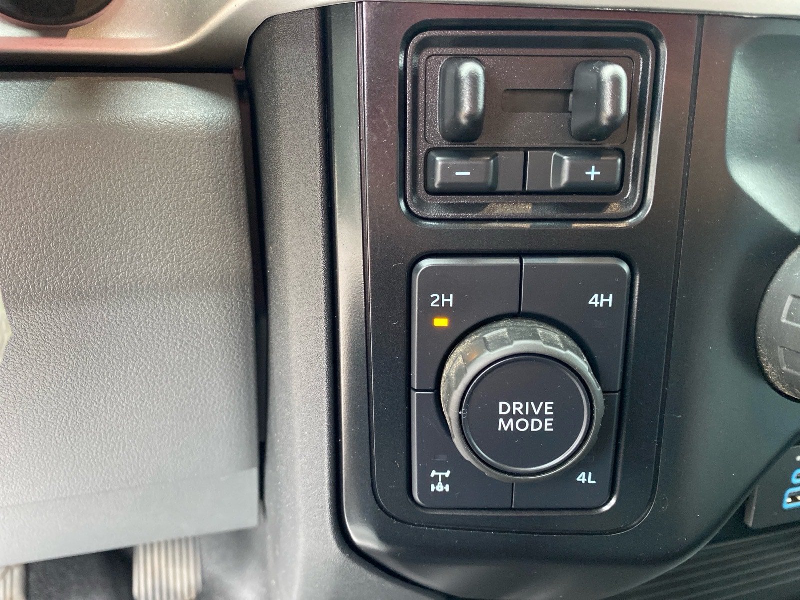 Used 2023 Ford F250 XL w/ Snow Plow Prep Package AWD/4WD image 13