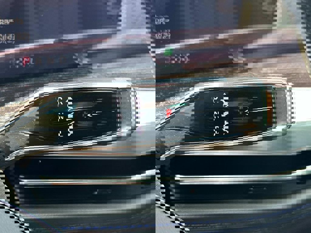 New 2026 Cadillac Escalade IQ Luxury 1 w/ LPO, Floor Liner Package image 25