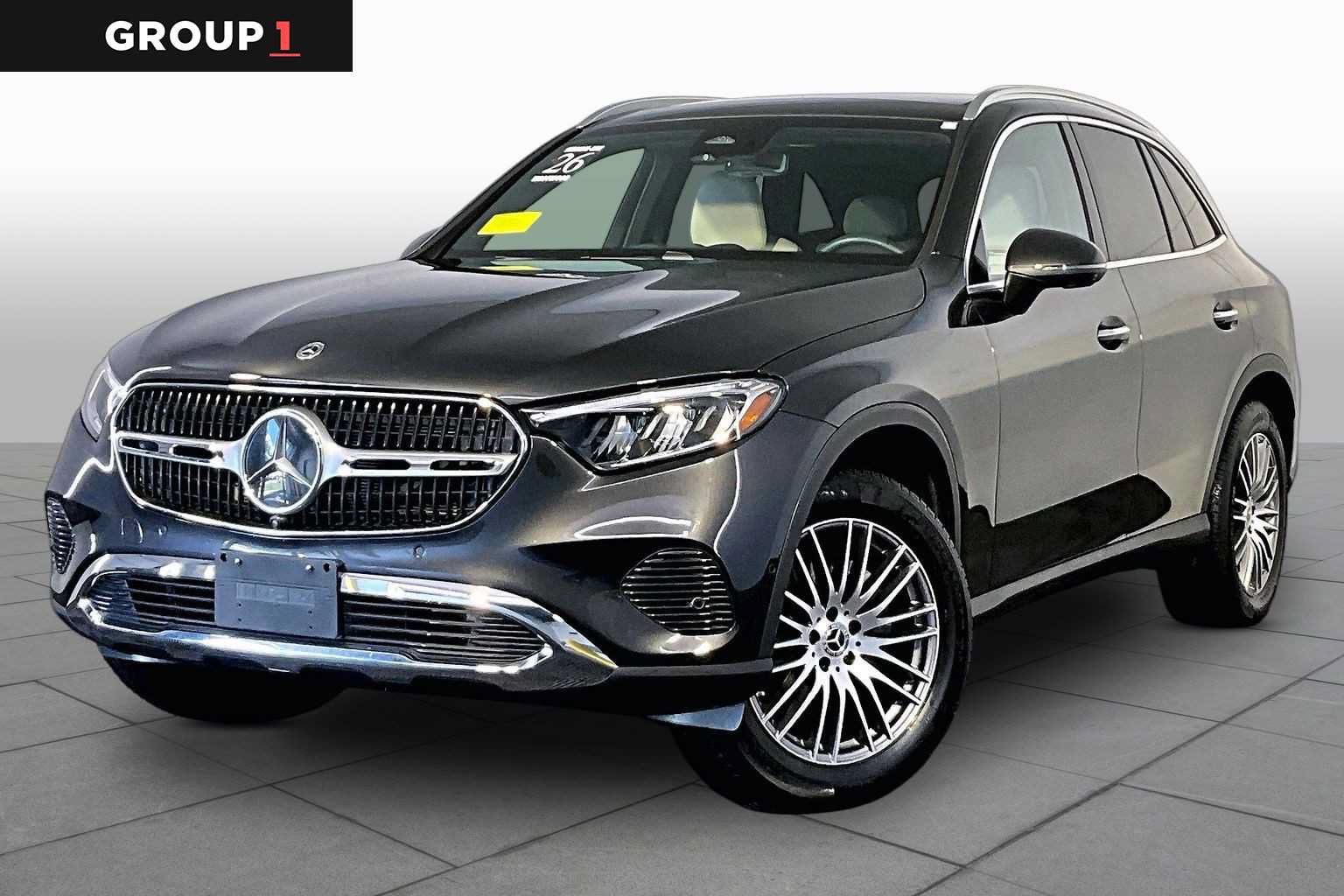 Used 2026 Mercedes-Benz GLC 300 4MATIC image 1