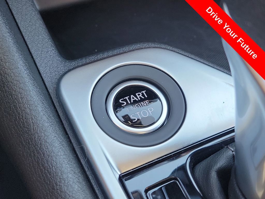 Used 2025 Nissan Sentra SV w/ Trunk Package FWD image 8
