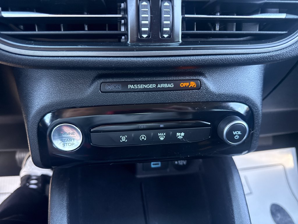 Used 2023 Ford Escape Active w/ Tech Pack #1 AWD/4WD image 41