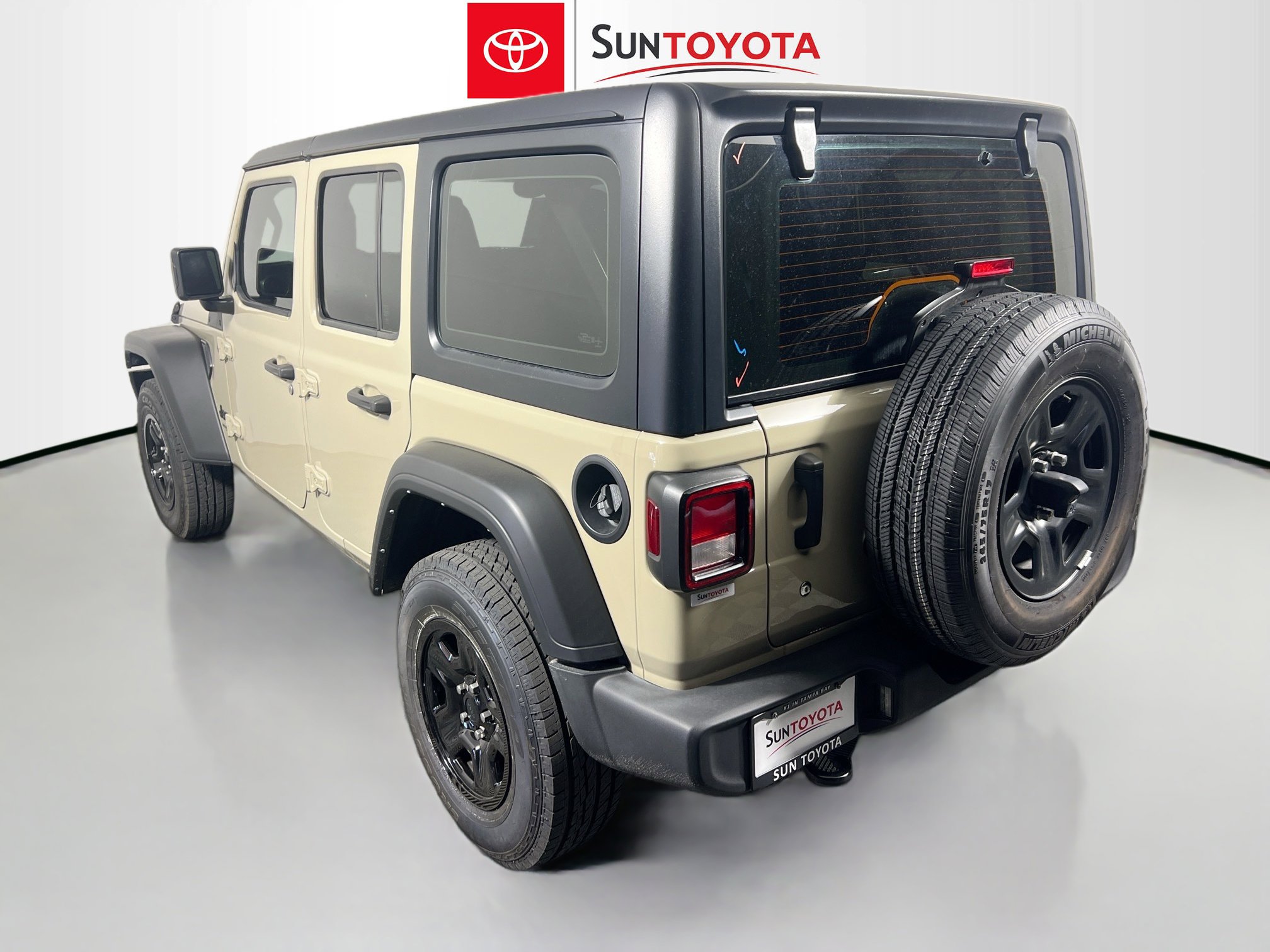 Used 2022 Jeep Wrangler Unlimited Sport image 6