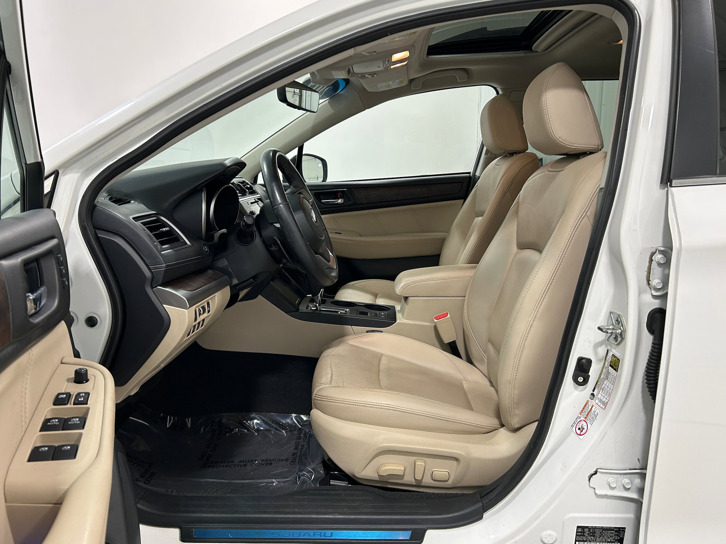 Used 2019 Subaru Outback 2.5i Limited AWD/4WD image 4