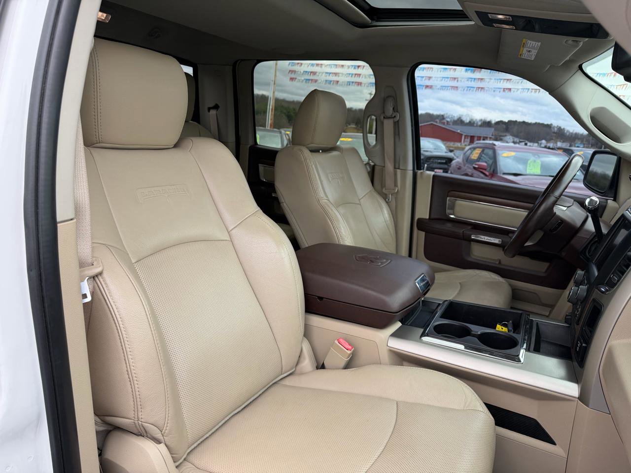 Used 2015 RAM 2500 Laramie w/ Convenience Group image 20