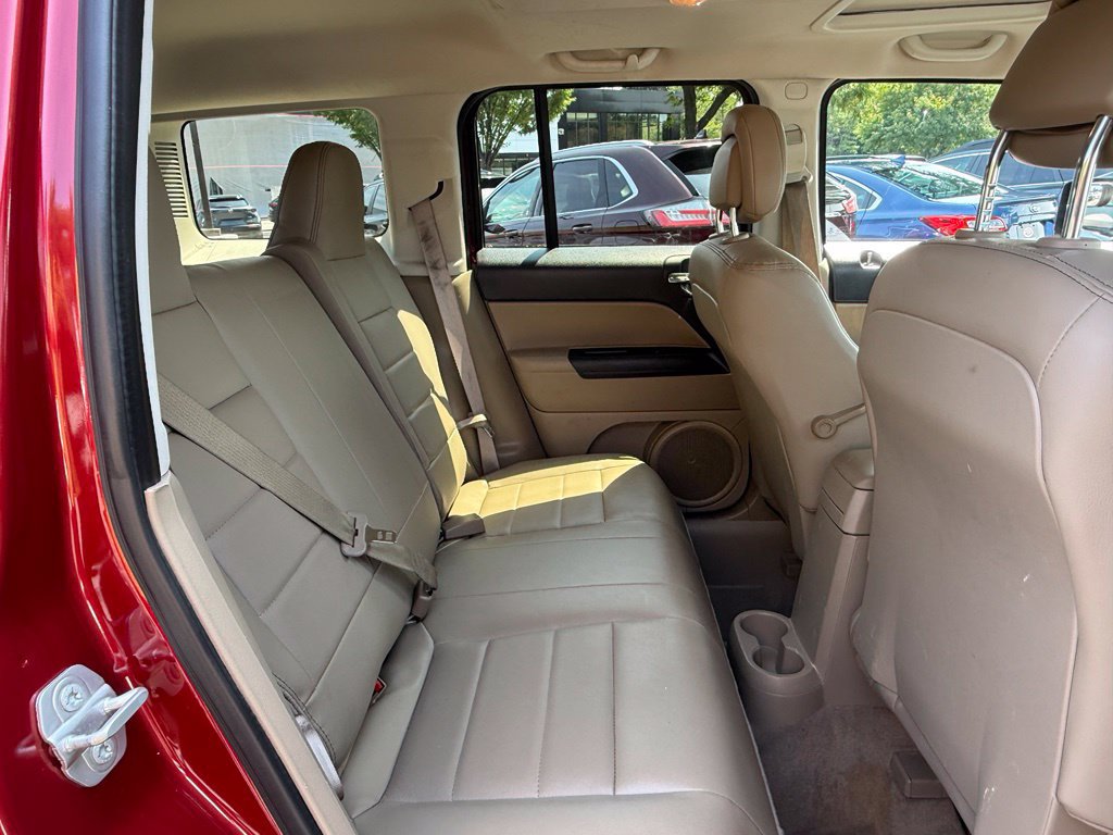 Used 2016 Jeep Patriot High Altitude AWD/4WD image 27