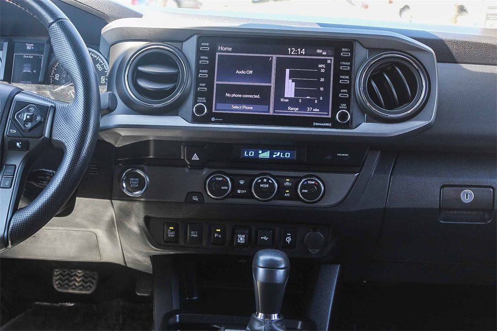 Used 2022 Toyota Tacoma TRD Sport w/ Technology Package image 13