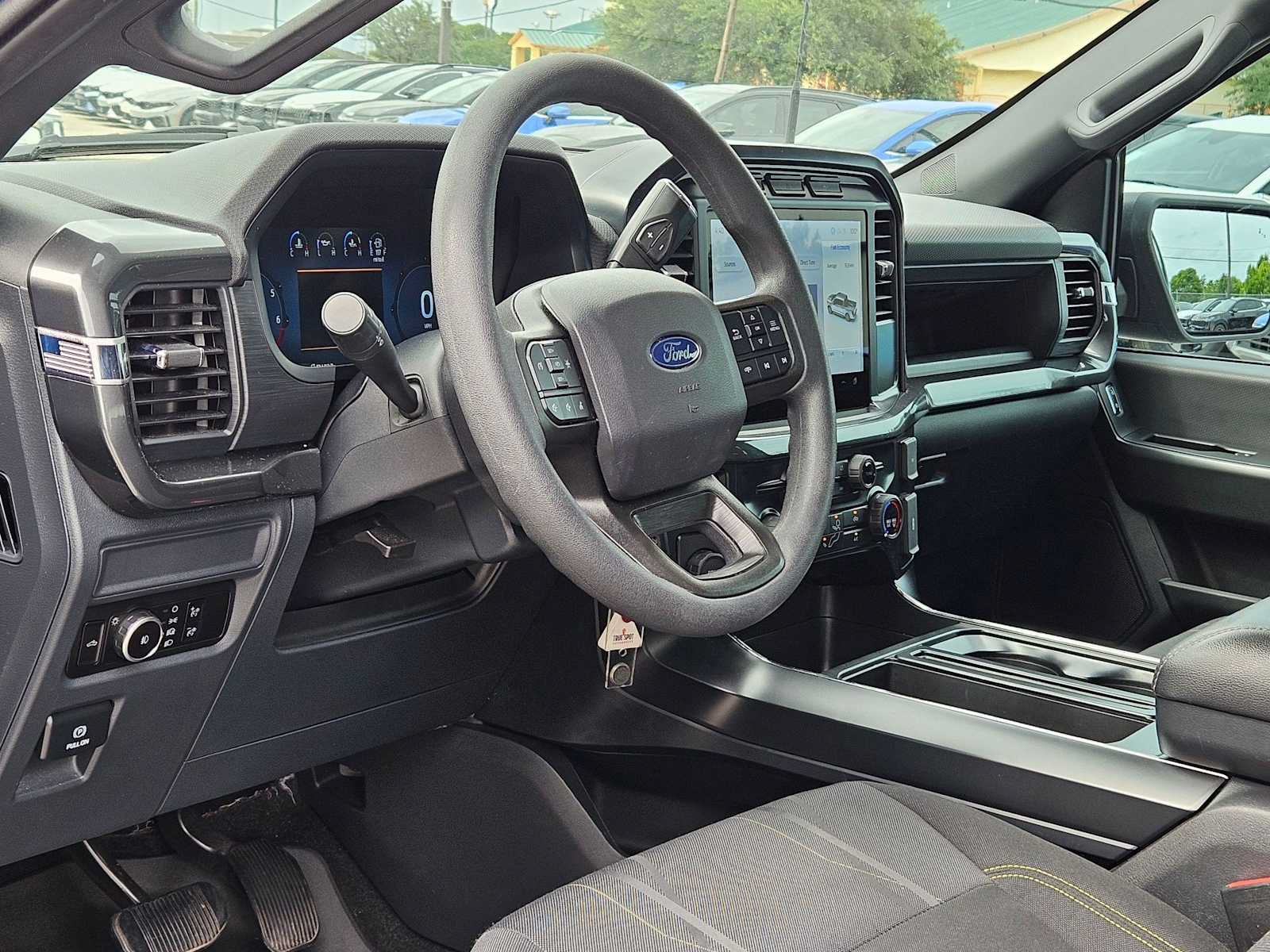Used 2024 Ford F150 STX RWD image 2