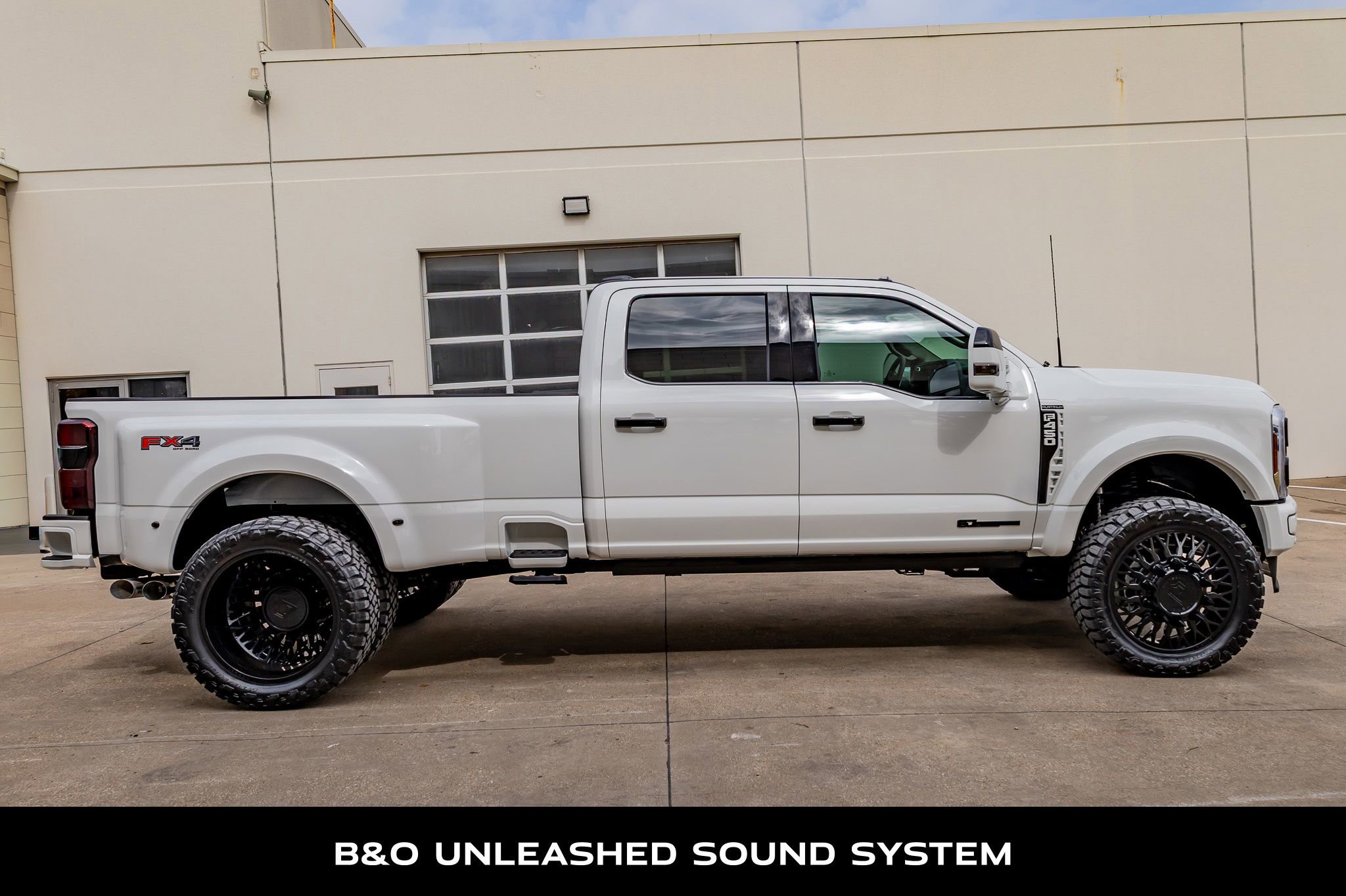 Used 2026 Ford F450 Platinum w/ Platinum Plus Package image 11