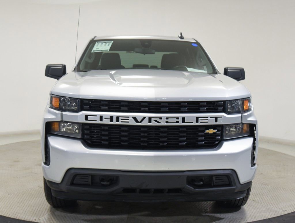 Used 2021 Chevrolet Silverado 1500 Custom w/ Safety Confidence Package image 3