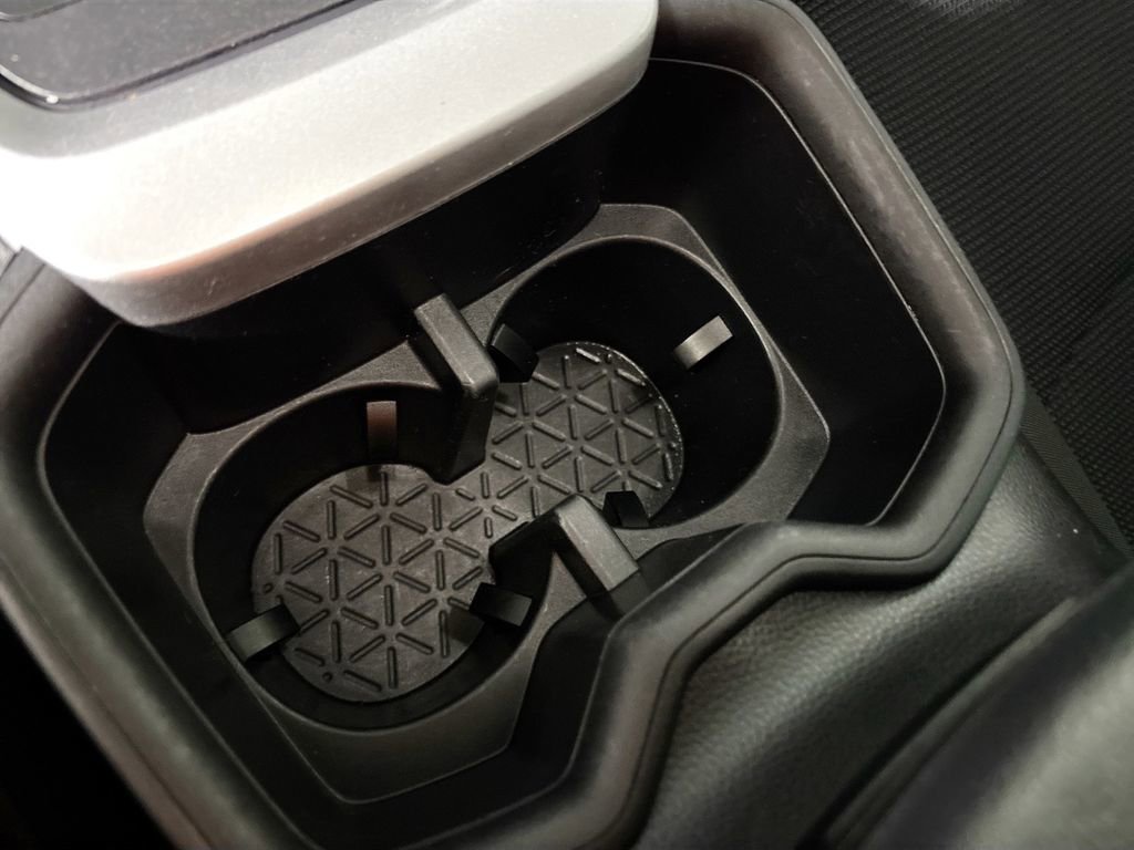 Used 2024 Toyota RAV4 LE image 15