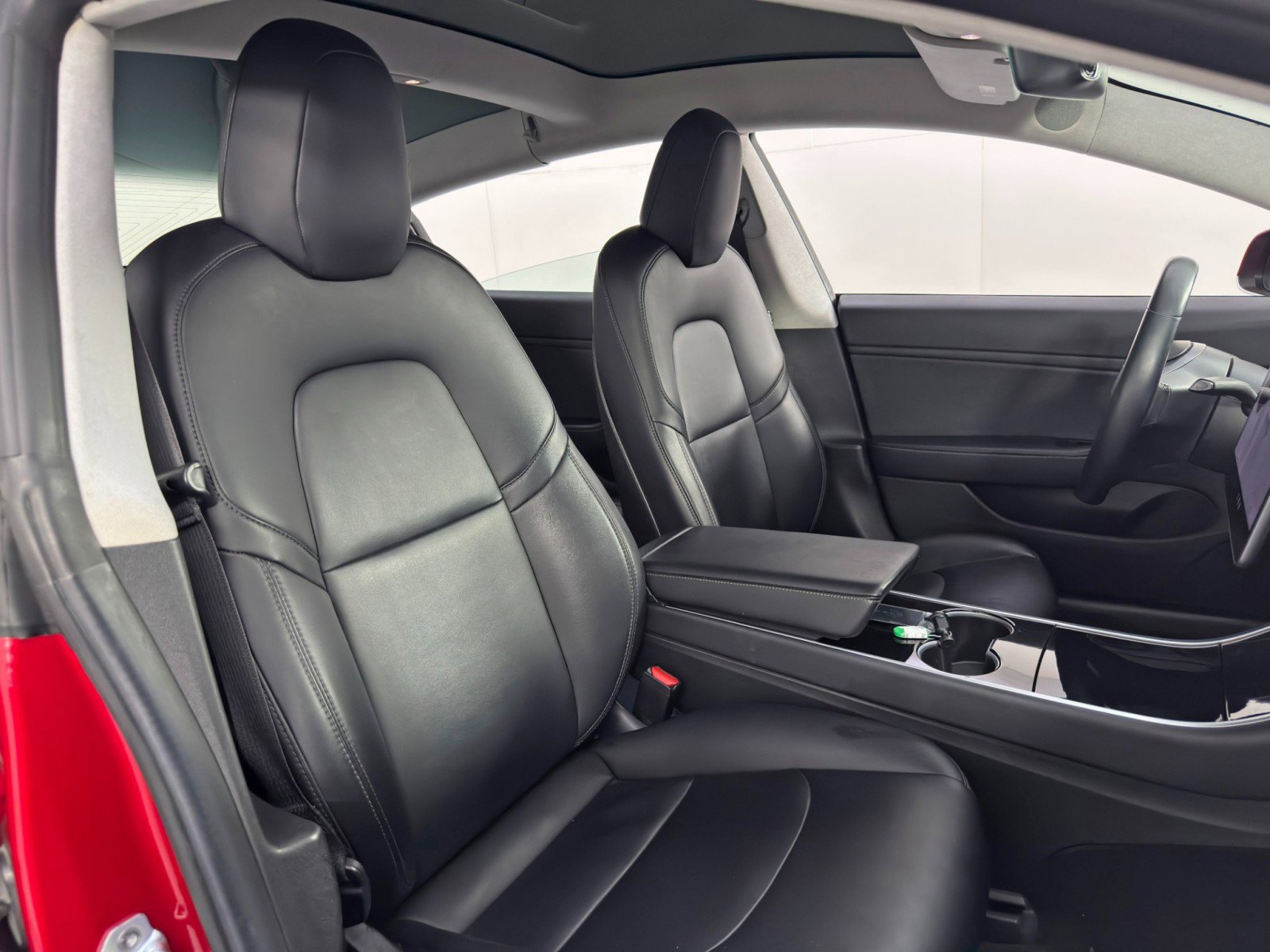 Used 2017 Tesla Model 3 Long Range image 33