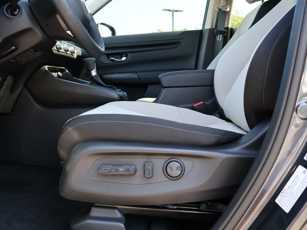 Certified 2025 Honda CR-V EX image 30