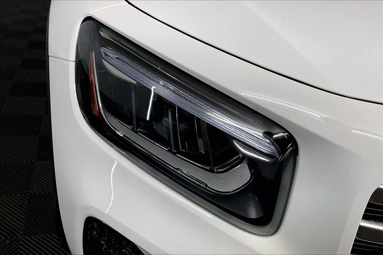 New 2025 Mercedes-Benz GLB 250 GLB 250 image 15