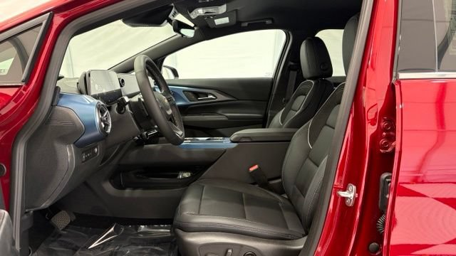 New 2026 Chevrolet Equinox EV LT w/ Convenience Package II AWD/4WD image 13