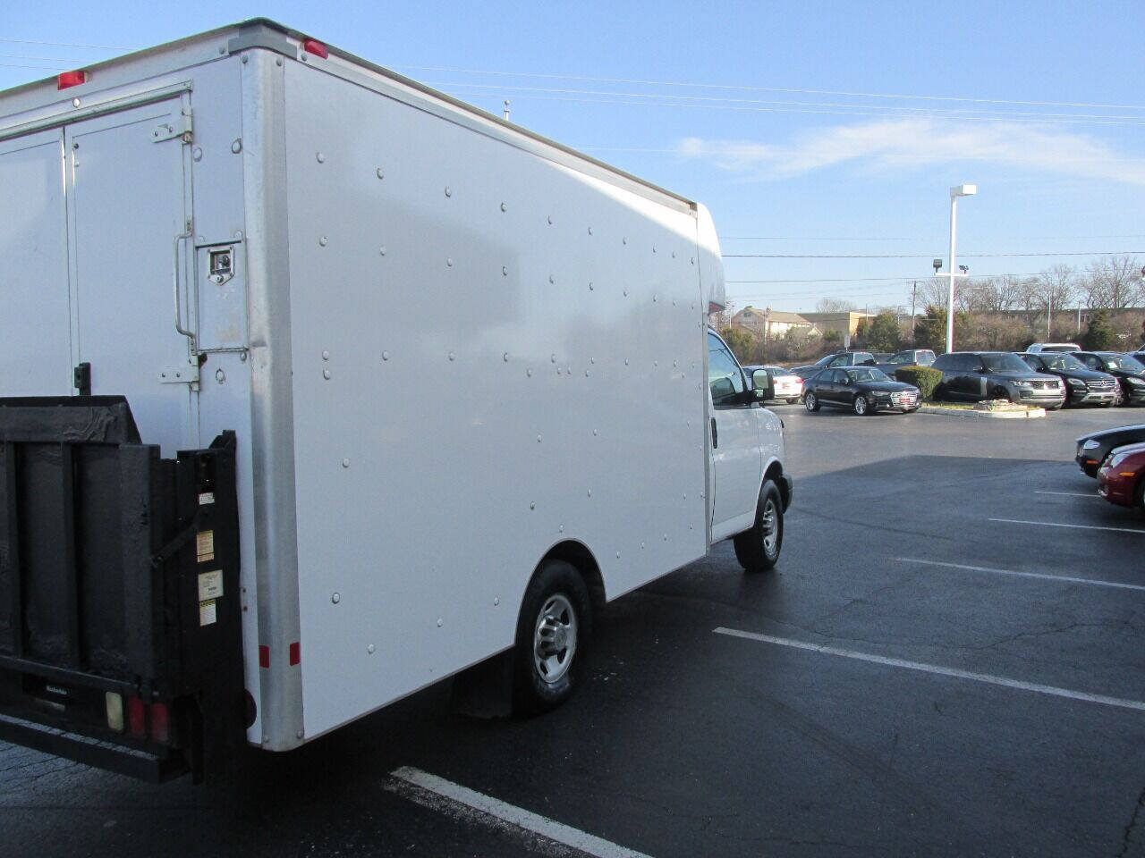 Used 2014 Chevrolet Express 3500 RWD image 38