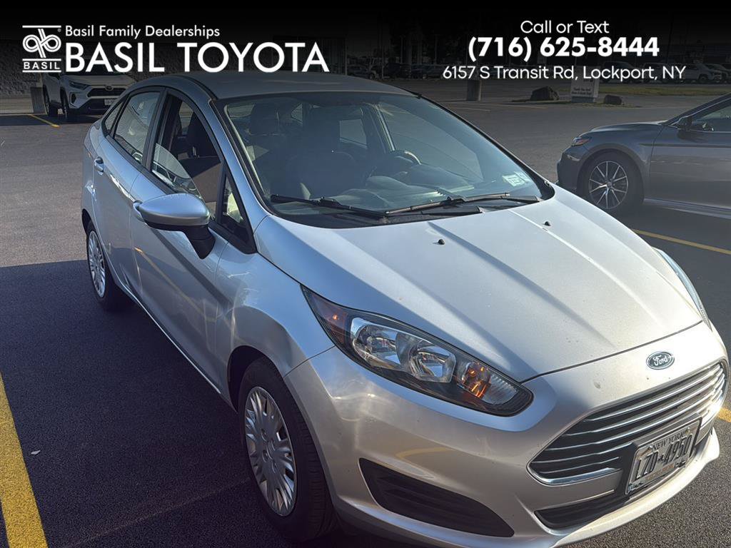 Used 2014 Ford Fiesta S FWD image 1