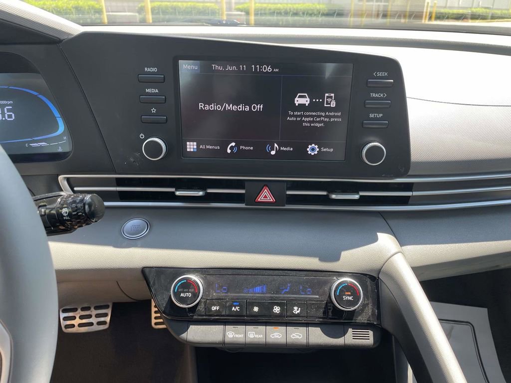 Used 2026 Hyundai Elantra Sport FWD image 20