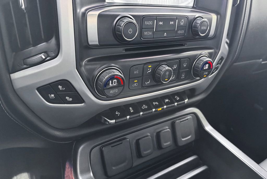 Used 2018 GMC Sierra 1500 SLT AWD/4WD image 22