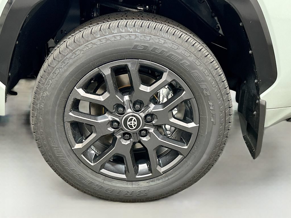 New 2026 Toyota Tundra Platinum AWD/4WD image 8