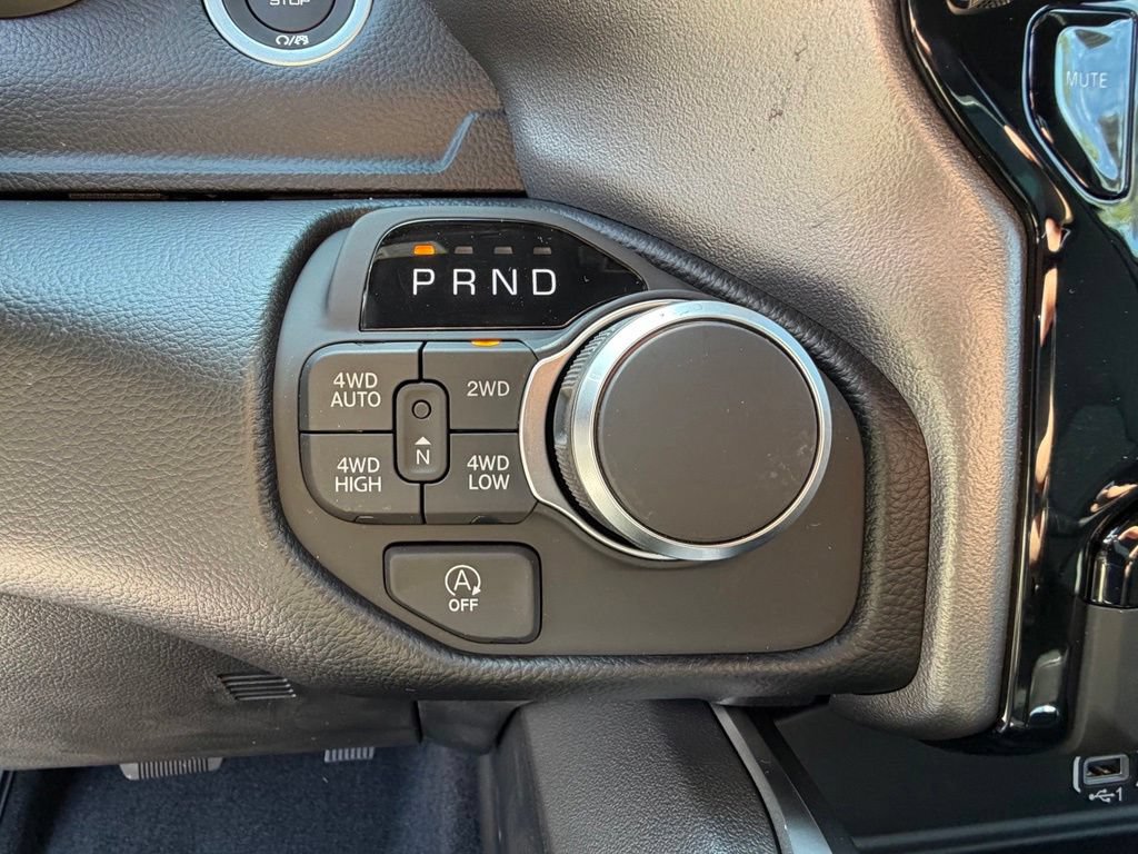 New 2026 RAM 1500 Big Horn AWD/4WD image 21