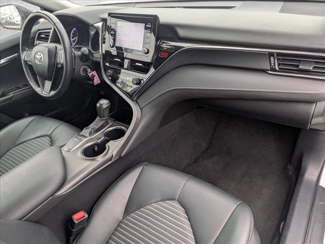 Used 2024 Toyota Camry SE image 21