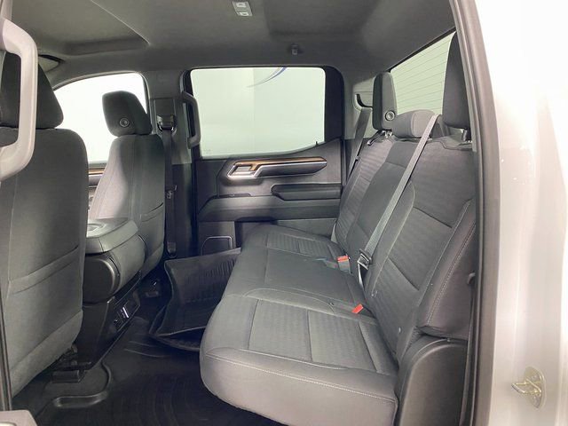 Used 2023 Chevrolet Silverado 1500 LT image 11