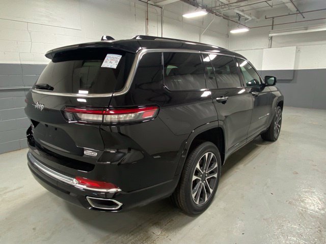 Used 2023 Jeep Grand Cherokee L Overland AWD/4WD image 3