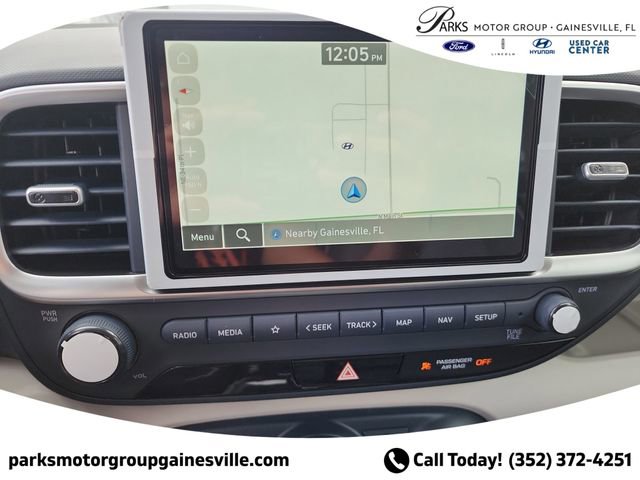 New 2025 Hyundai Venue Limited image 19