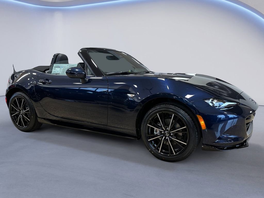 New 2025 MAZDA MX-5 Miata Grand Touring w/ Appearance Package image 2