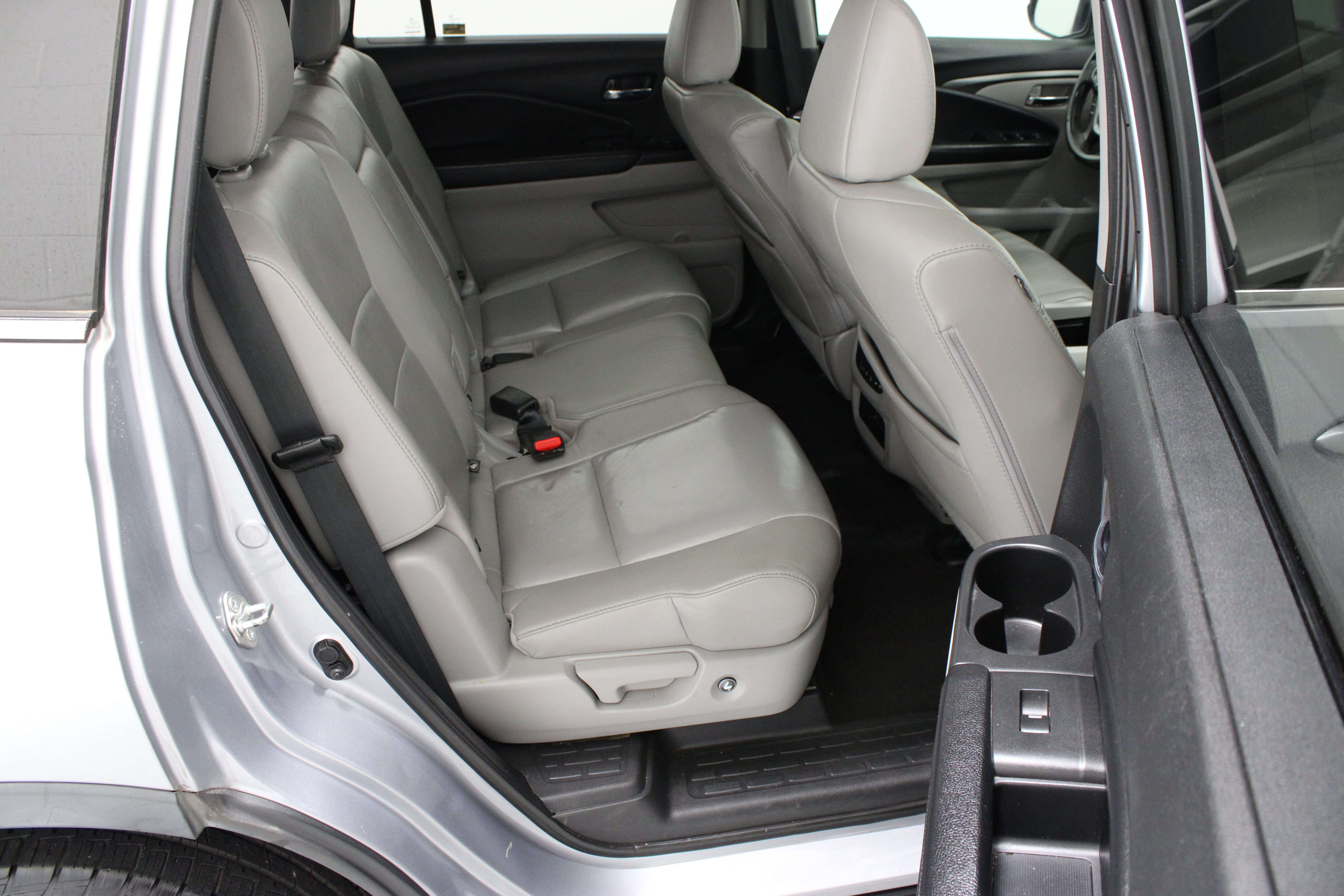 Used 2018 Honda Pilot EX-L image 38