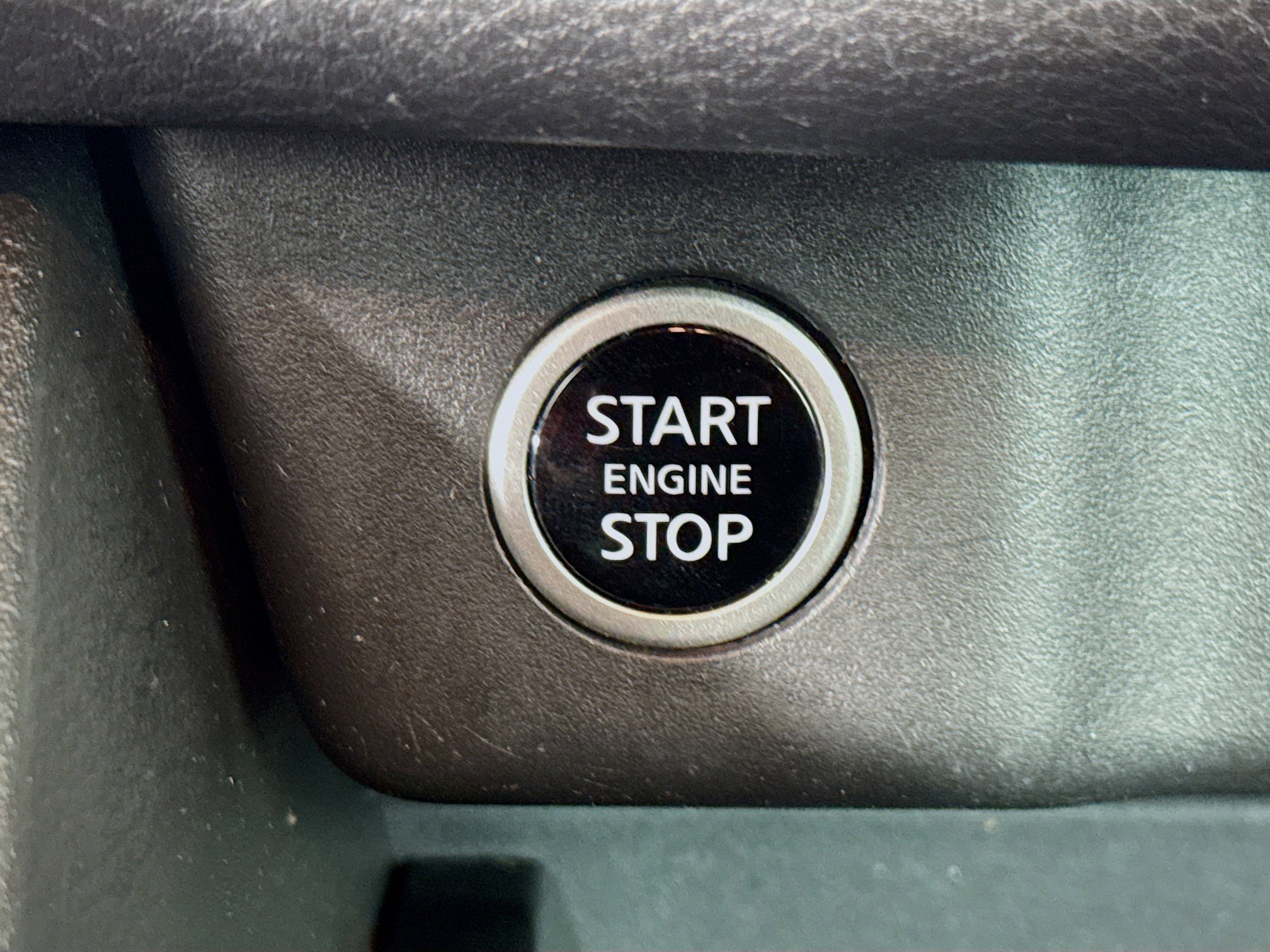 Used 2023 Nissan Rogue SV image 21