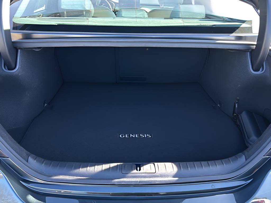 Used 2023 Genesis G70 3.3T w/ Sport Prestige Package image 14