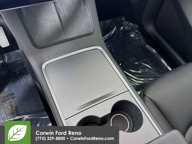 Used 2025 Tesla Model Y Long Range AWD/4WD image 19