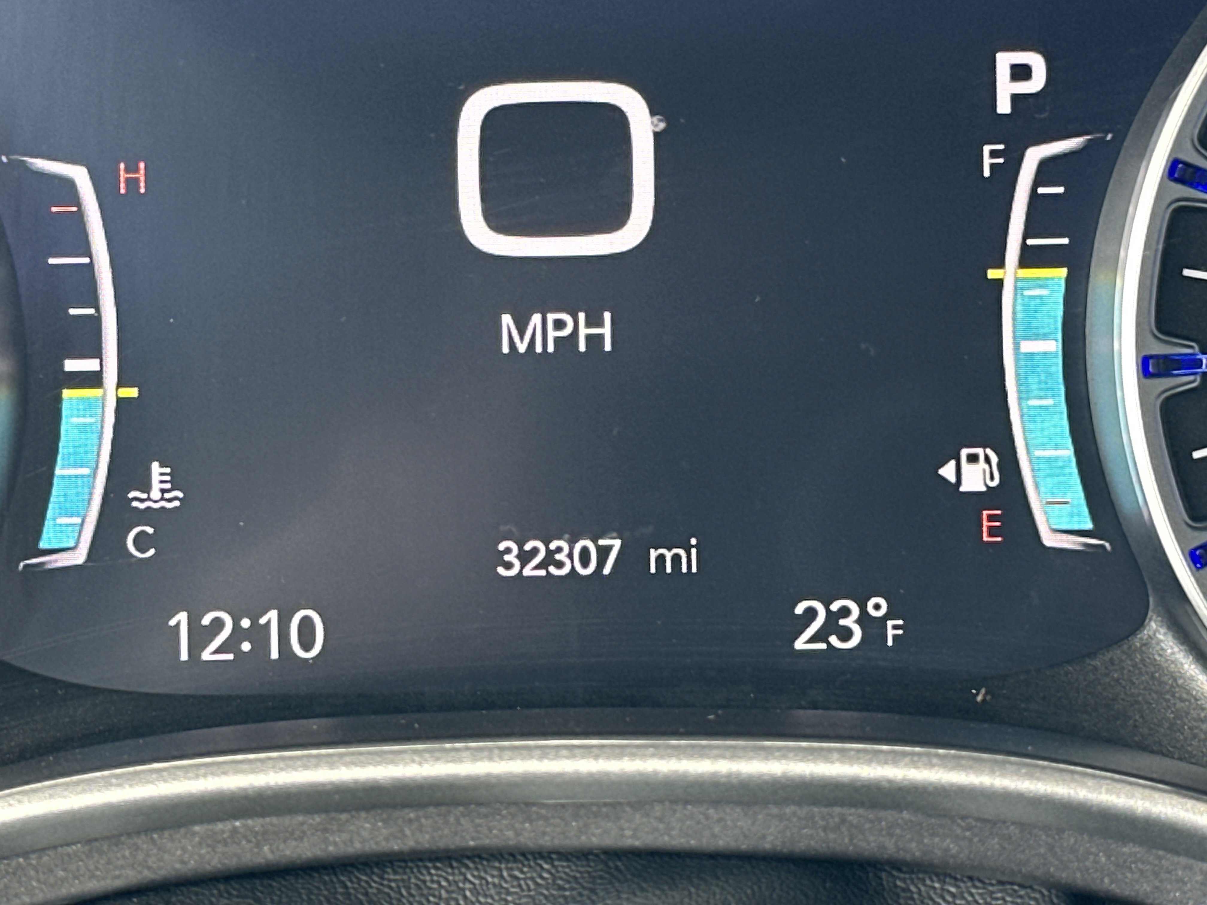 Used 2024 Chrysler Pacifica Touring-L image 30